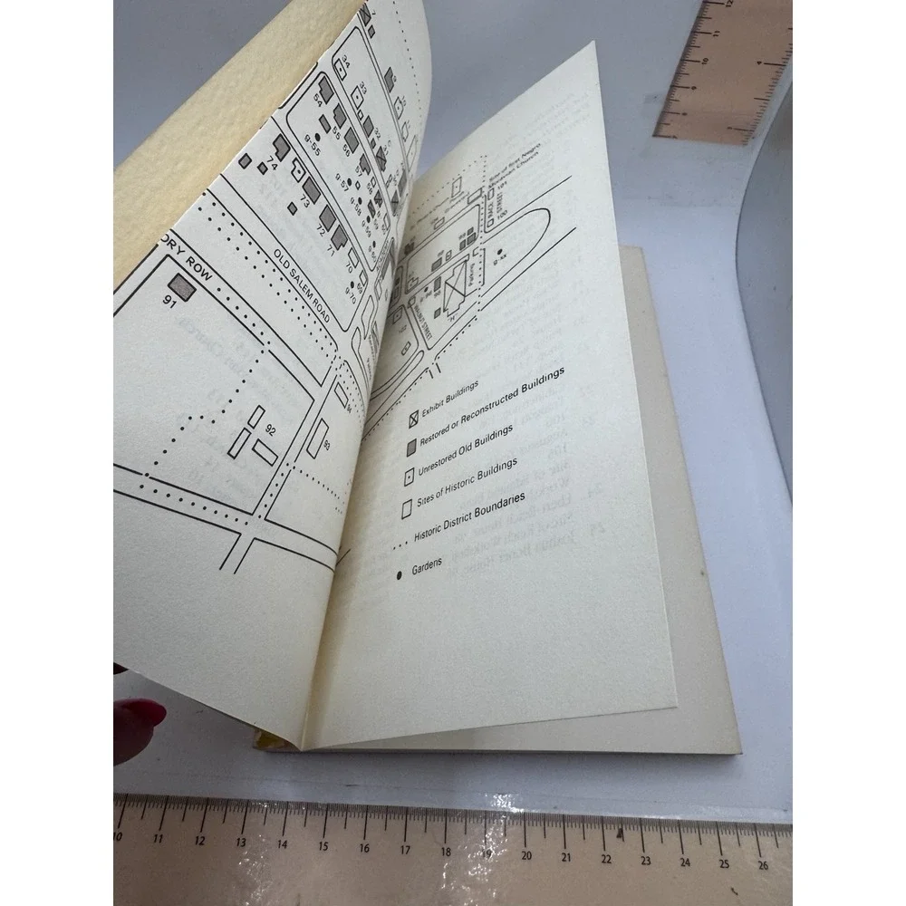 Vintage Old Salem Official Giudebook‎ 1987 2nd Edition
